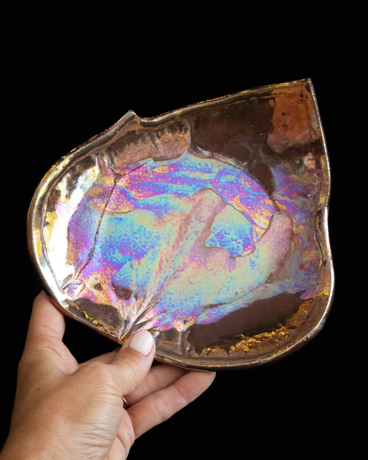 Botanical Ceramic Trinket Dish with Leaf Shape and Veined Texture