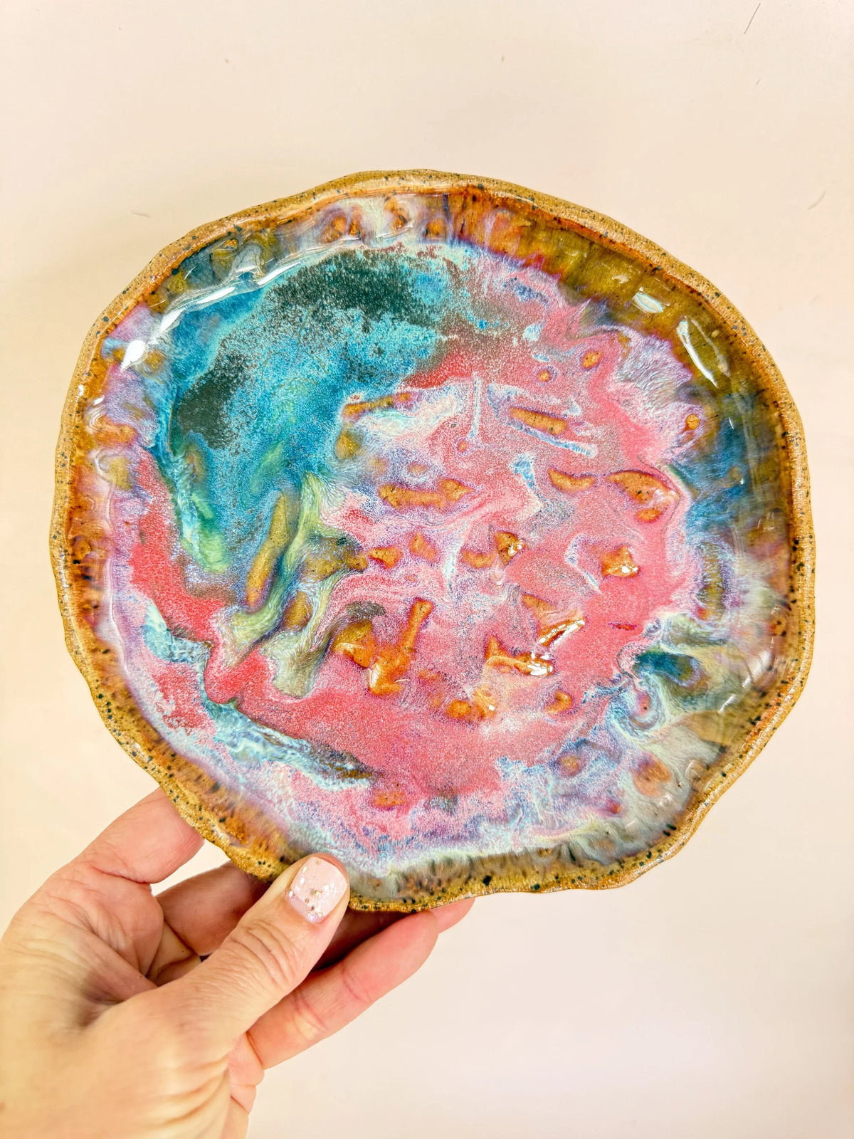 Organic Ceramic Plate Set with Irregular Edges and Pastel Colors