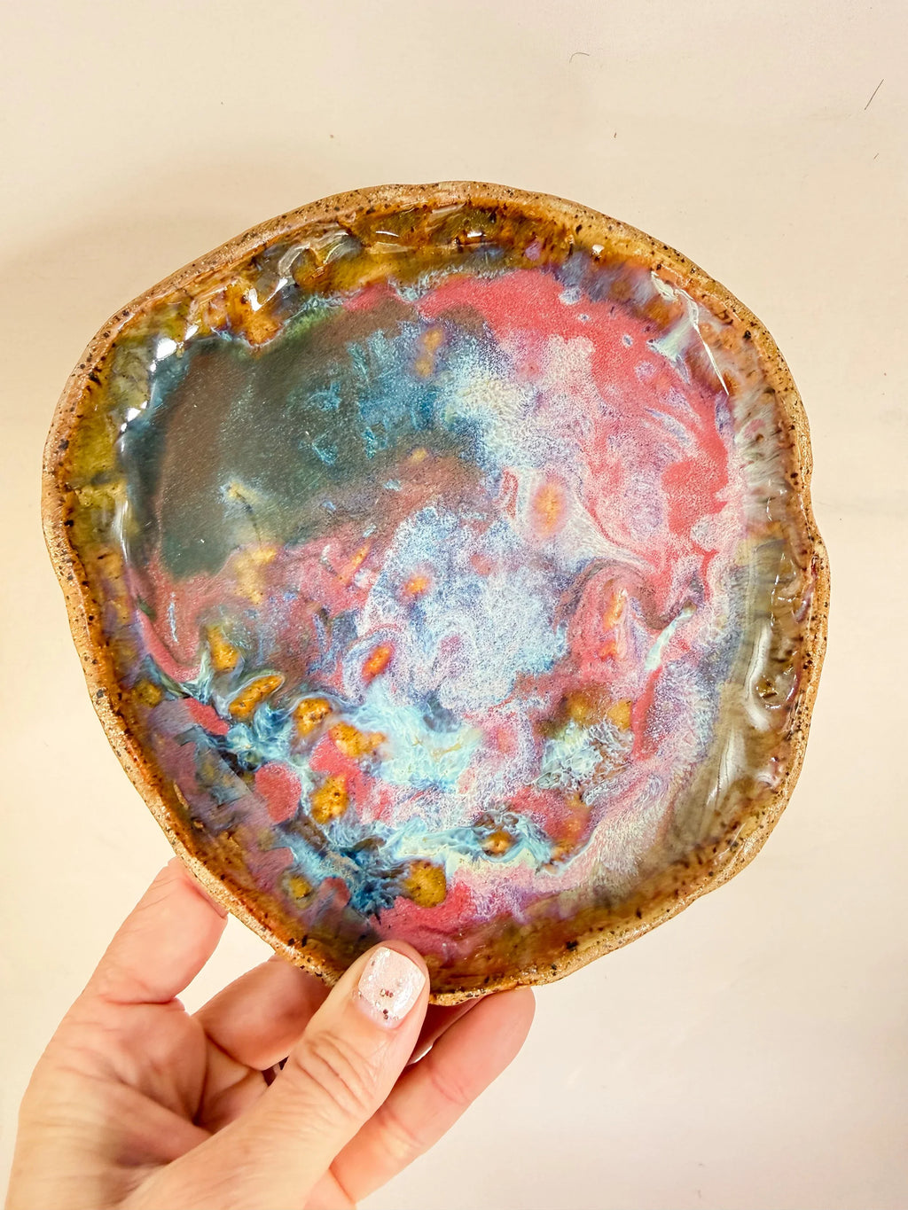 Organic Ceramic Plate Set with Irregular Edges and Pastel Colors