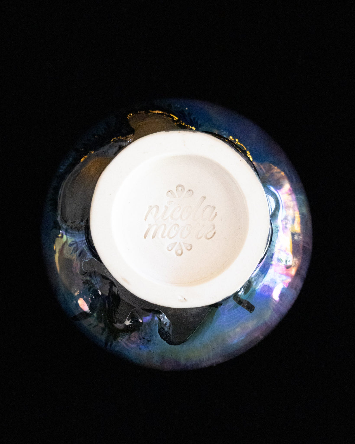 Modern Ceramic Cup with Copper-Toned Finish and Gold-Toned Rim